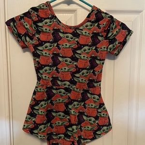 Size 4T leotard with Grogu print and attached skirt good condition
